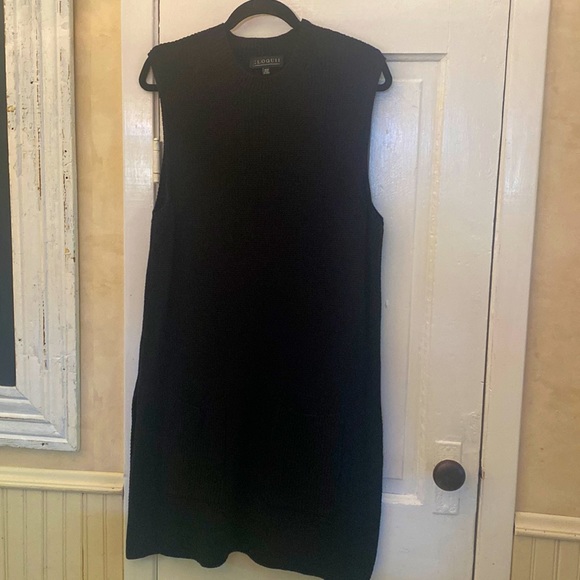 Eloquii Tops - ELOQUII XL black knit sleeveless sheath tunic dress pockets knit side slits vest